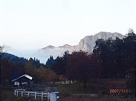 シーネスハイム金山　部屋からの竜馬山