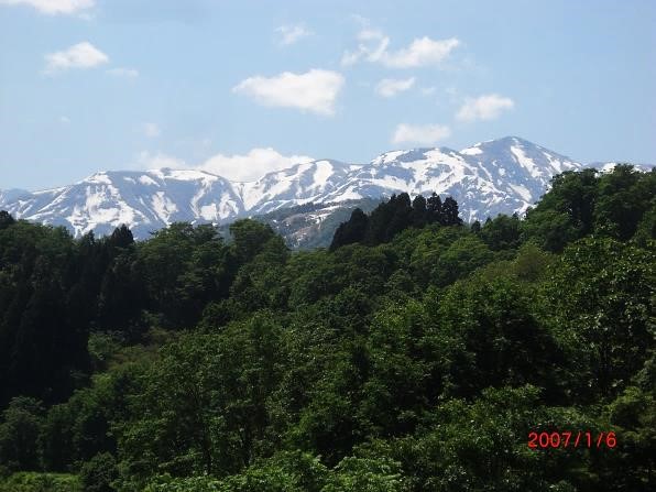 裏から焼山