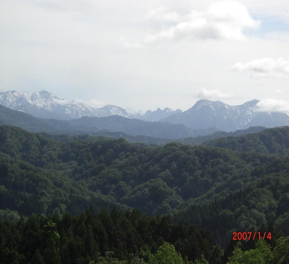 春日山城址～妙高・焼山・火打山を望む