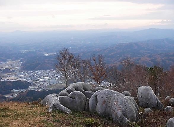 カルスト台地の仙台平