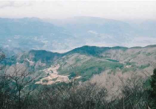 下の四尾連湖～市川大門・櫛形山