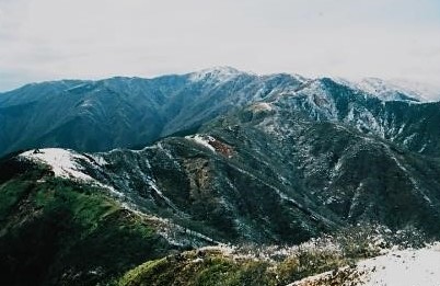 主峰　塔の岳への稜線