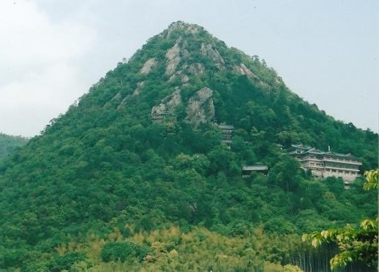 赤神山（太郎坊）