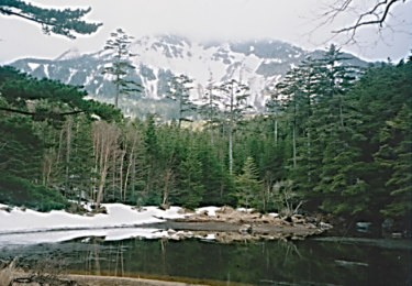 八ヶ岳のみどり池｜所JAPANで紹介された絶景の秘湯命がけ温泉夏SP（長野）