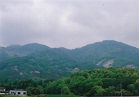 麓～㊨加波山全容