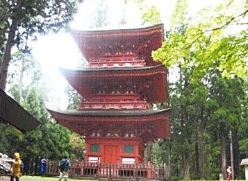 名草神社・国宝｜三重塔