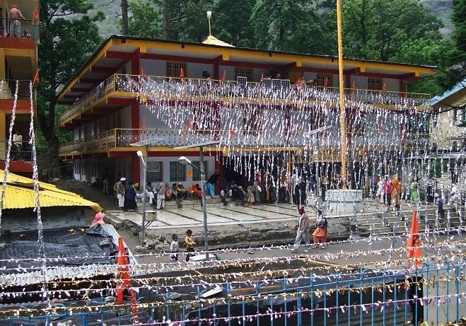 大伽藍のシーク教寺院