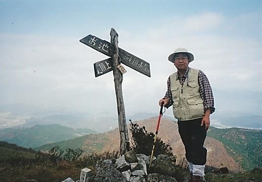 経塚山（北霊仙山）にて