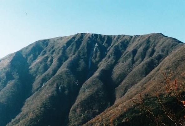 山岳道路から伊吹山