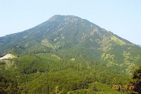 便石山全景